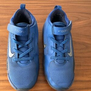 Nike Kids Blue Sneakers with Silver Accents